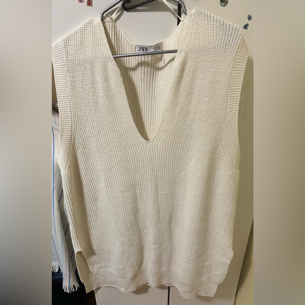 Zara Ivory V-Neck Tank Top